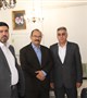 حضور مدیریت بانک رفاه و دیدار با ریاست مرکز بهداشت شهرستان کرمان صبح امروز  جهت تبریک سال نو و اهدا لوح